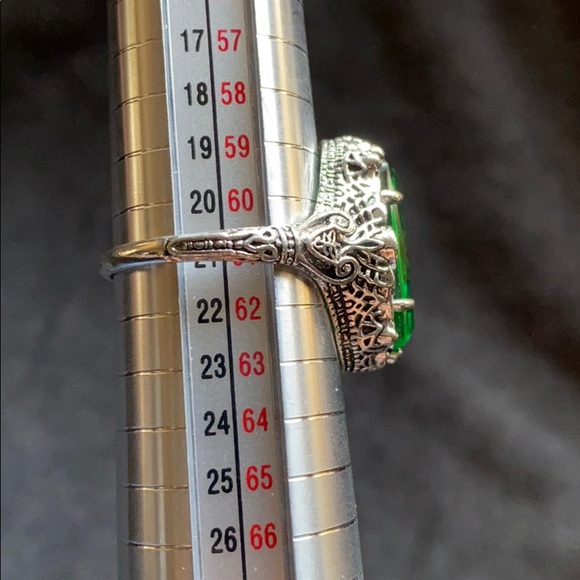 NWOT Silver toned Ring - Picture 4 of 5